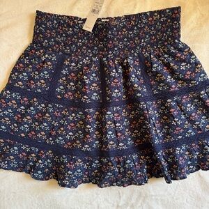 NWT AE Floral Mini Skirt